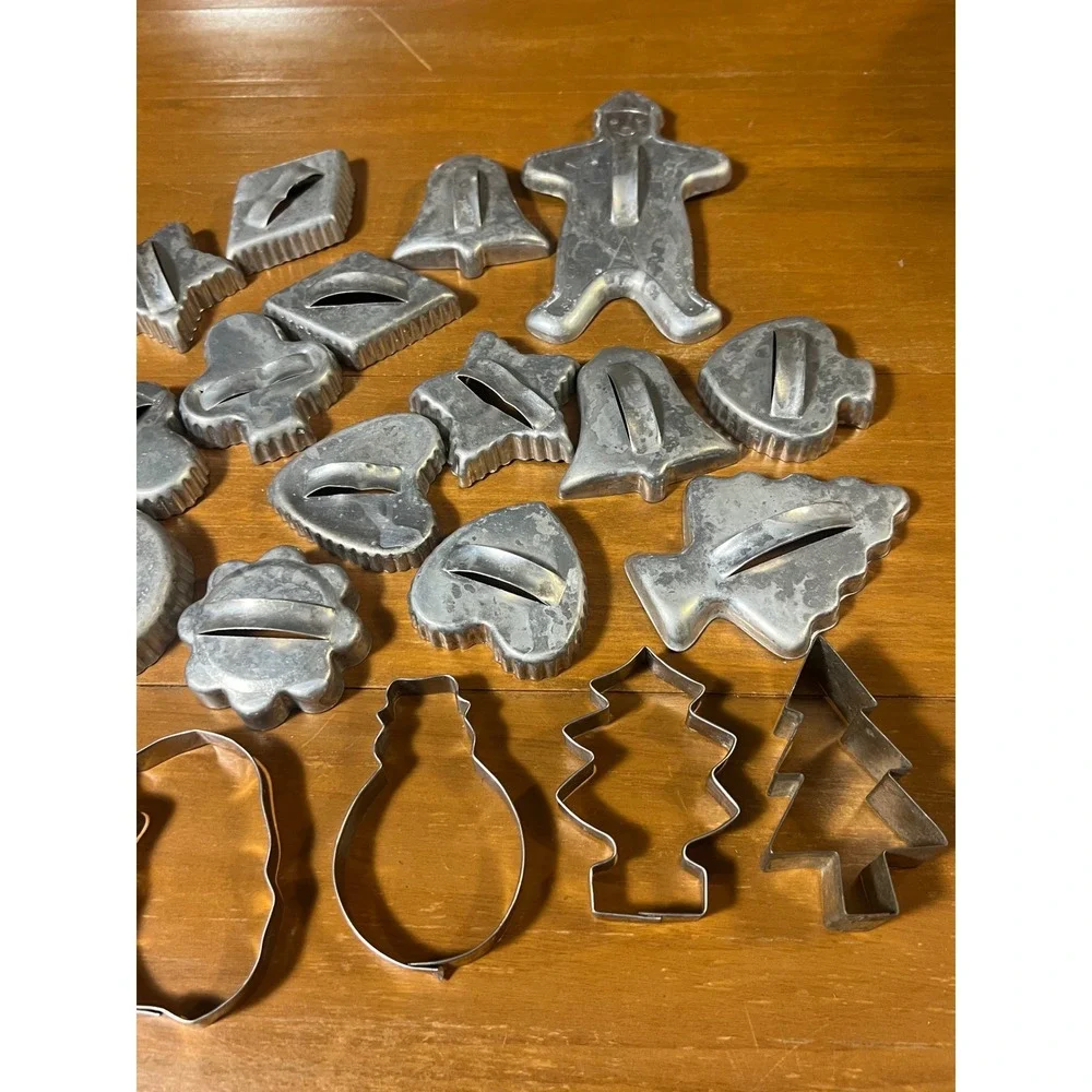 Vtg Aluminum Cookie Cutter Lot 21pc Gingerbread Man Christmas Tree Stars‎ Bell